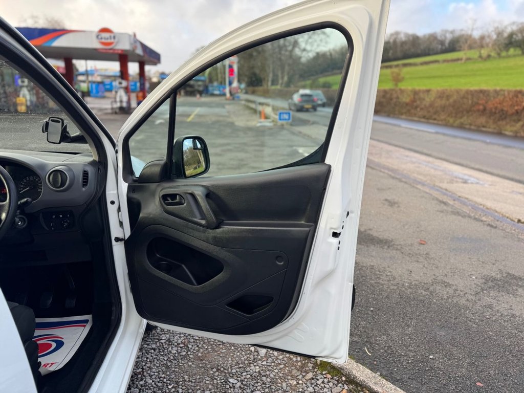 Used Peugeot Partner 2018 for sale - 76910532: Photo 32