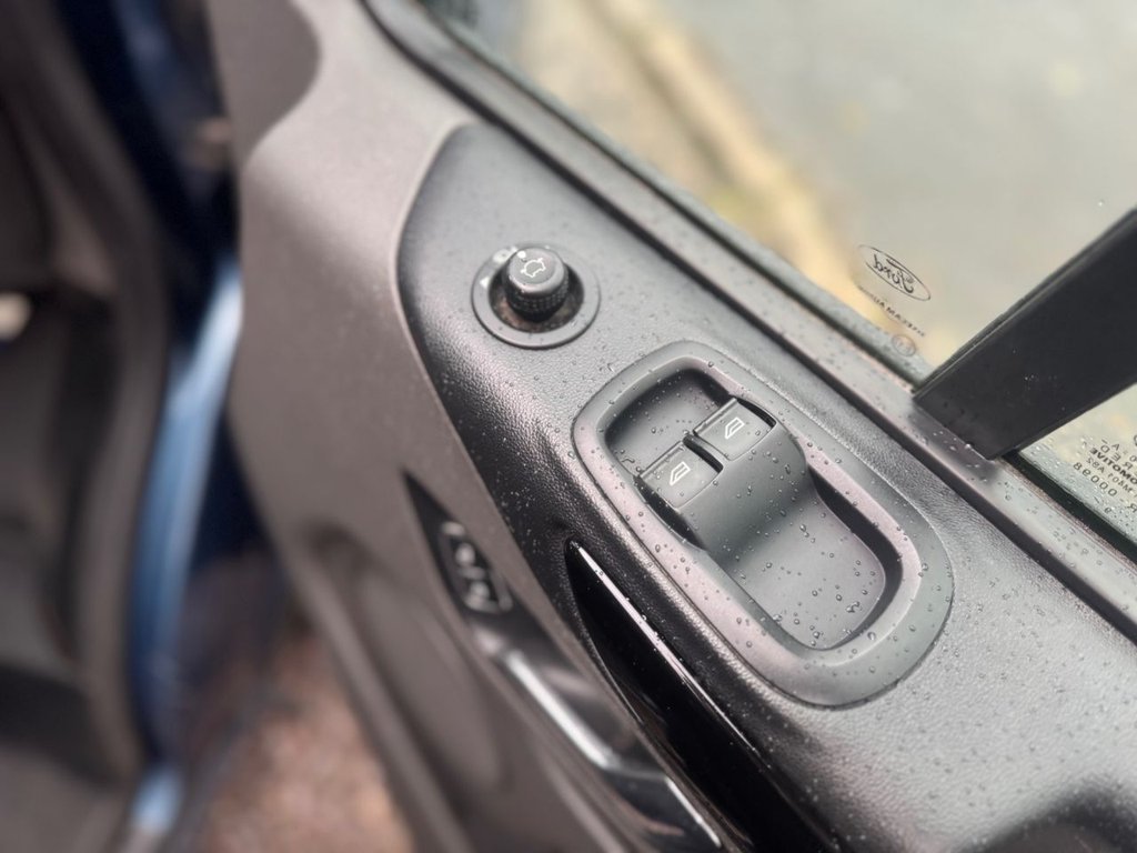 Used Ford Transit Custom 2019 for sale - 76883520: Photo 18