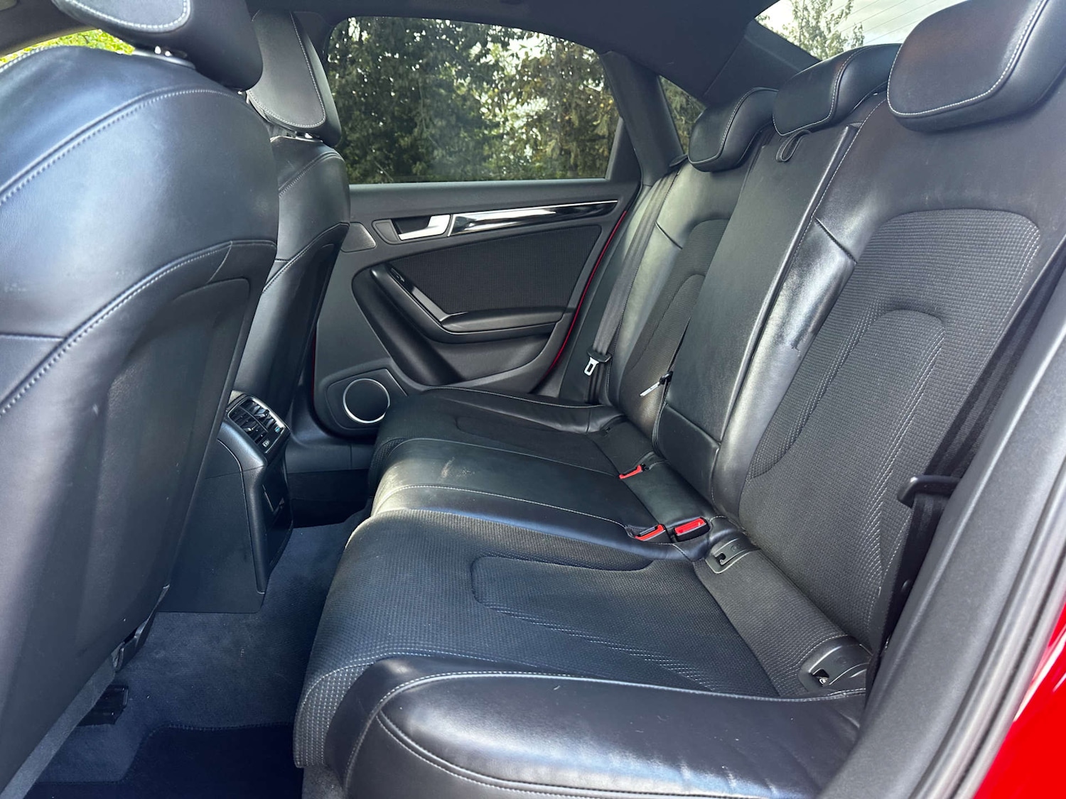 Used Audi A4 2014 for sale - 76696660: Photo 15