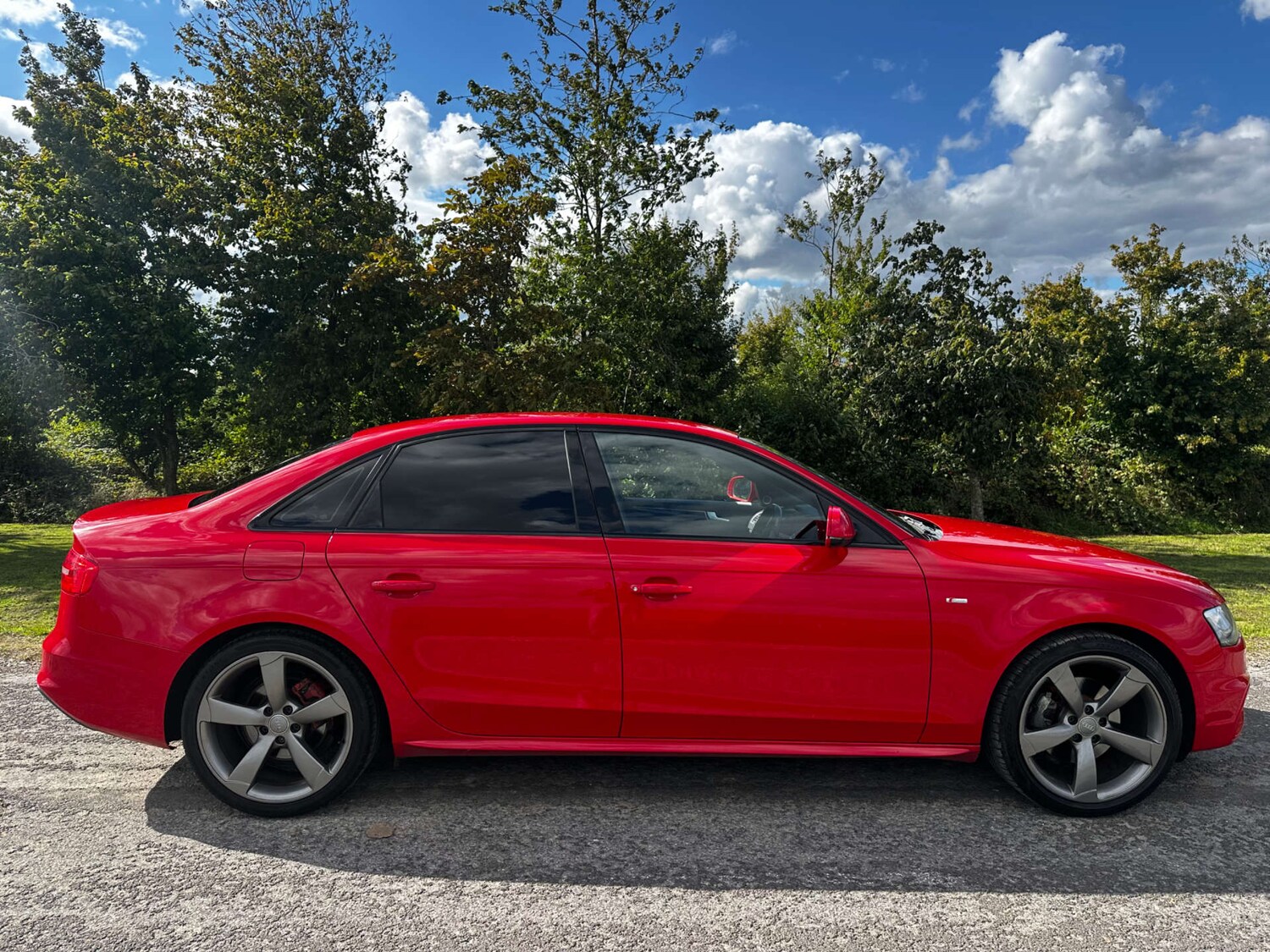 Used Audi A4 2014 for sale - 76696660: Photo 8