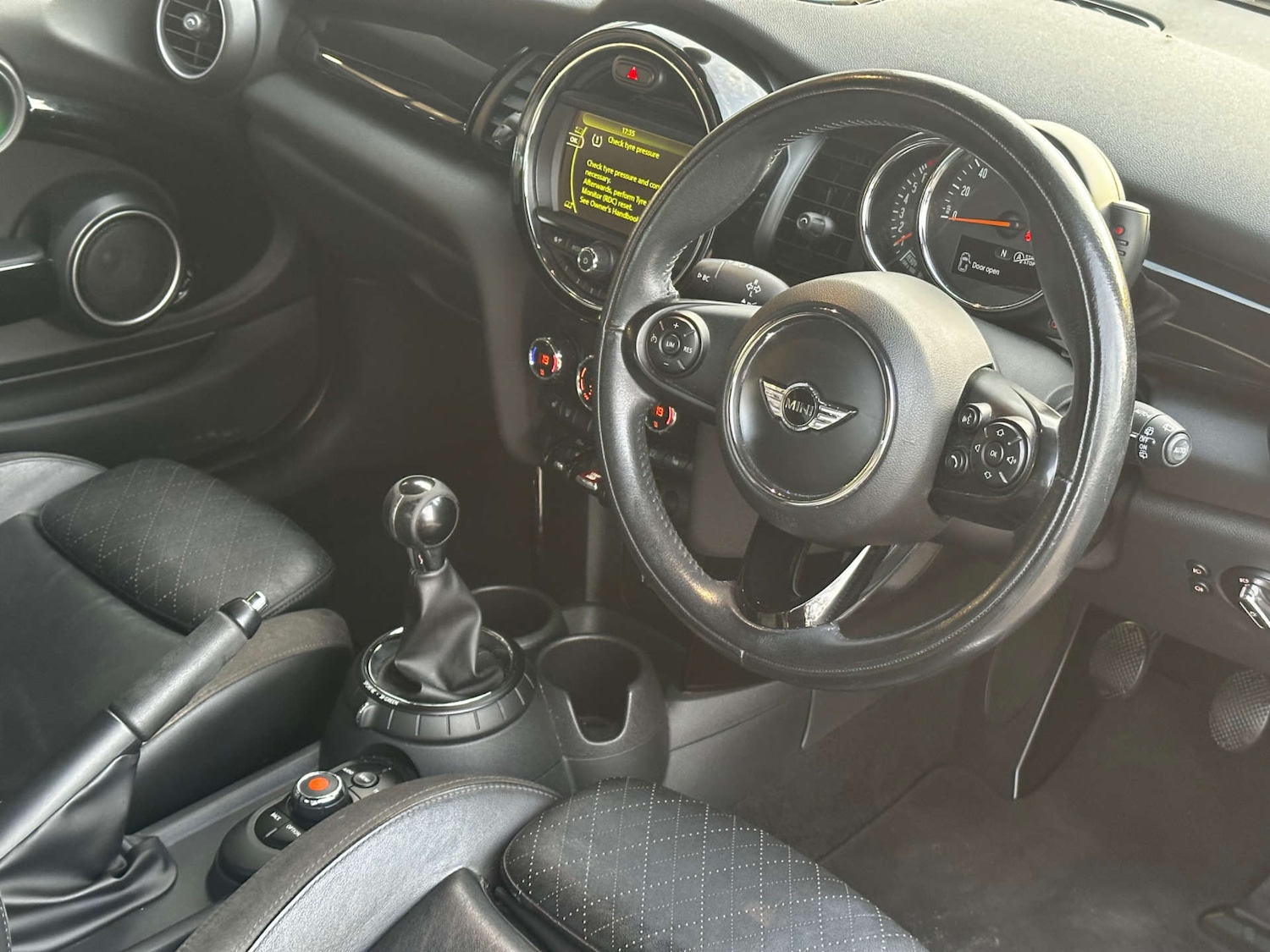 Used MINI Hatch 2015 for sale - 77736125: Photo 13