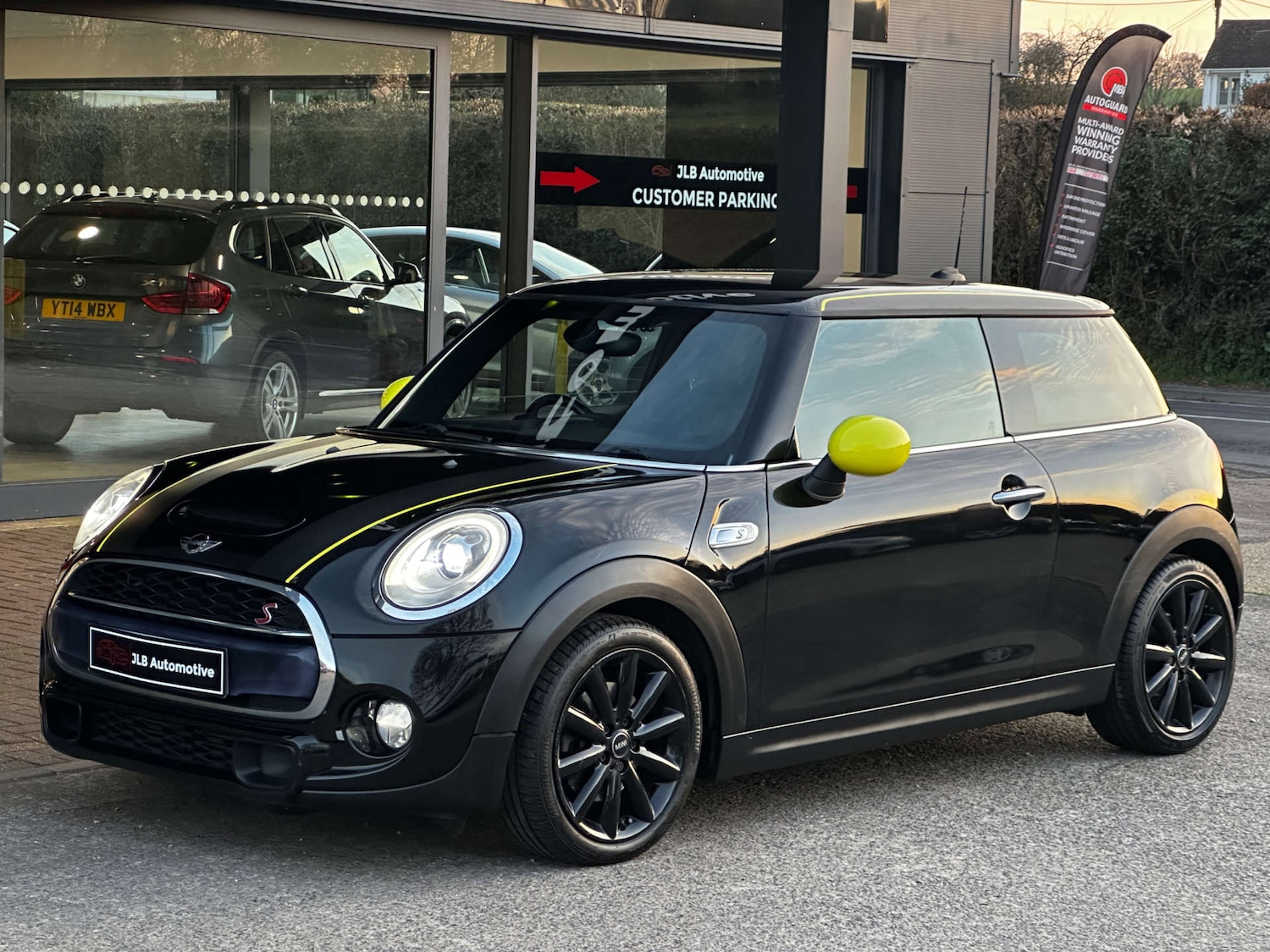 Used MINI Hatch 2015 for sale - 77736125: Photo 3