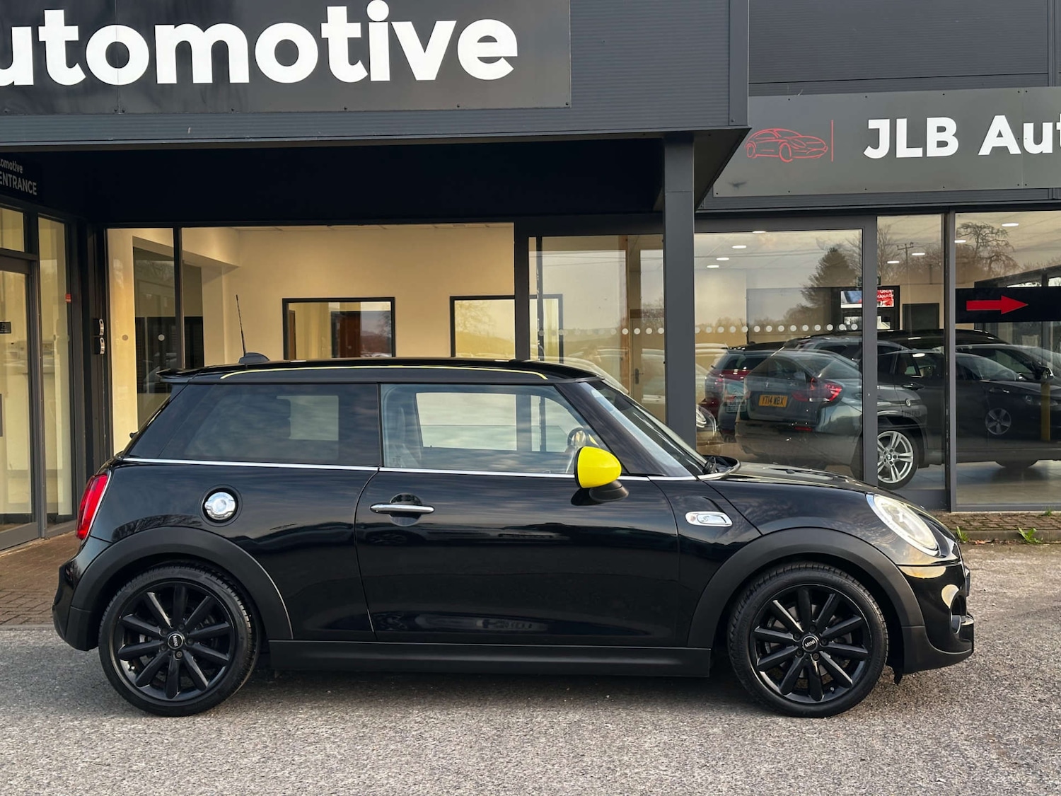 Used MINI Hatch 2015 for sale - 77736125: Photo 8