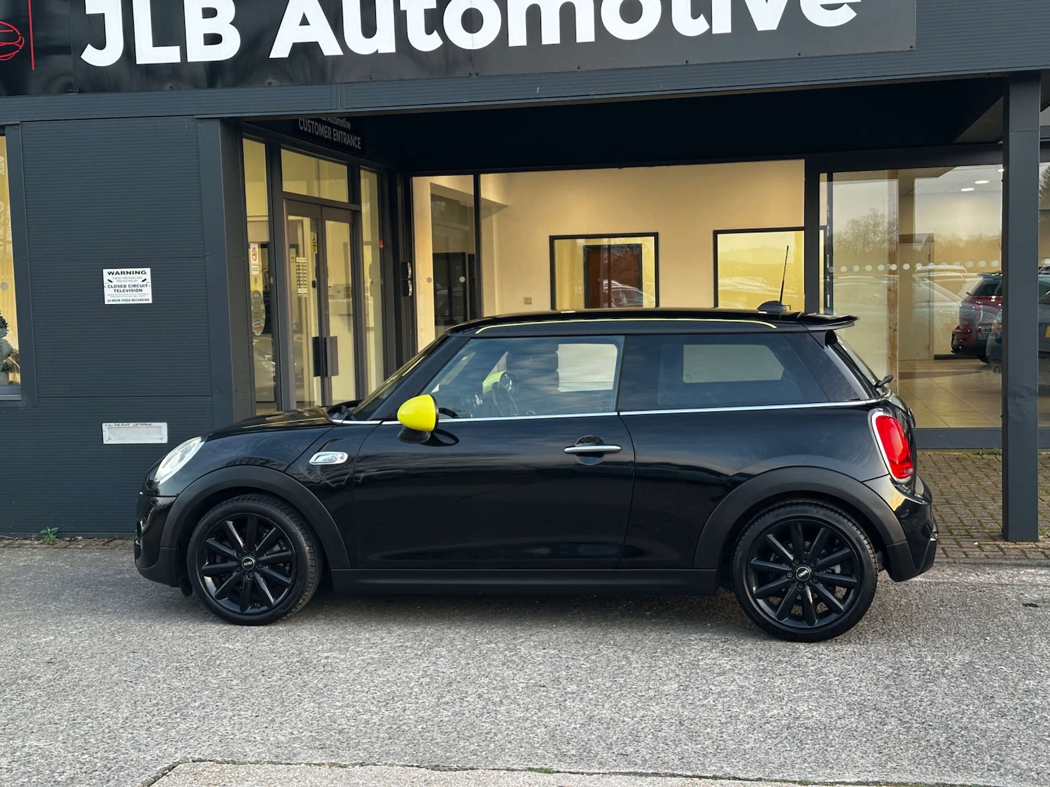 Used MINI Hatch 2015 for sale - 77736125: Photo 9