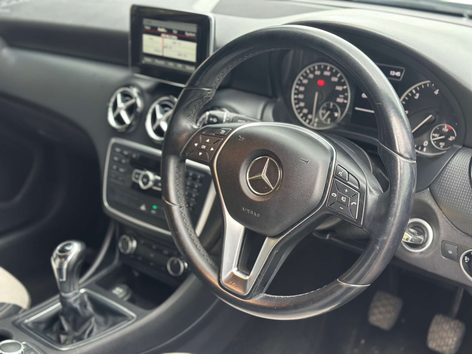 Used Mercedes-Benz A-Class 2013 for sale - 77313735: Photo 10