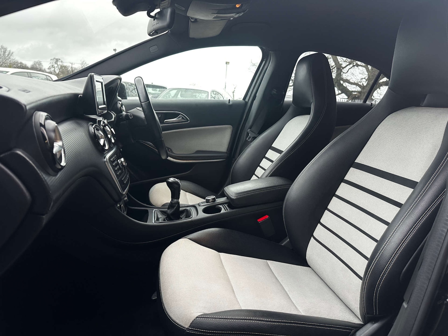 Used Mercedes-Benz A-Class 2013 for sale - 77313735: Photo 18