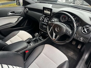 Used Mercedes-Benz A-Class 2013 for sale - 77313735: Photo