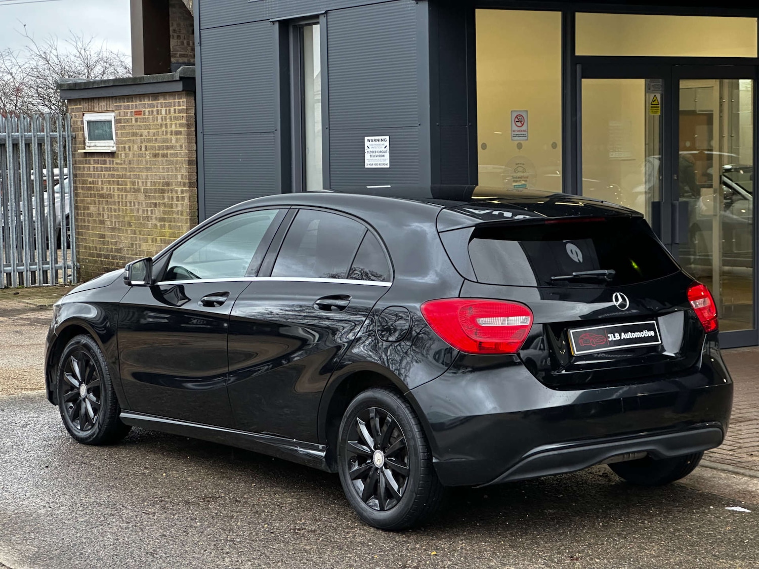 Used Mercedes-Benz A-Class 2013 for sale - 77313735: Photo 7