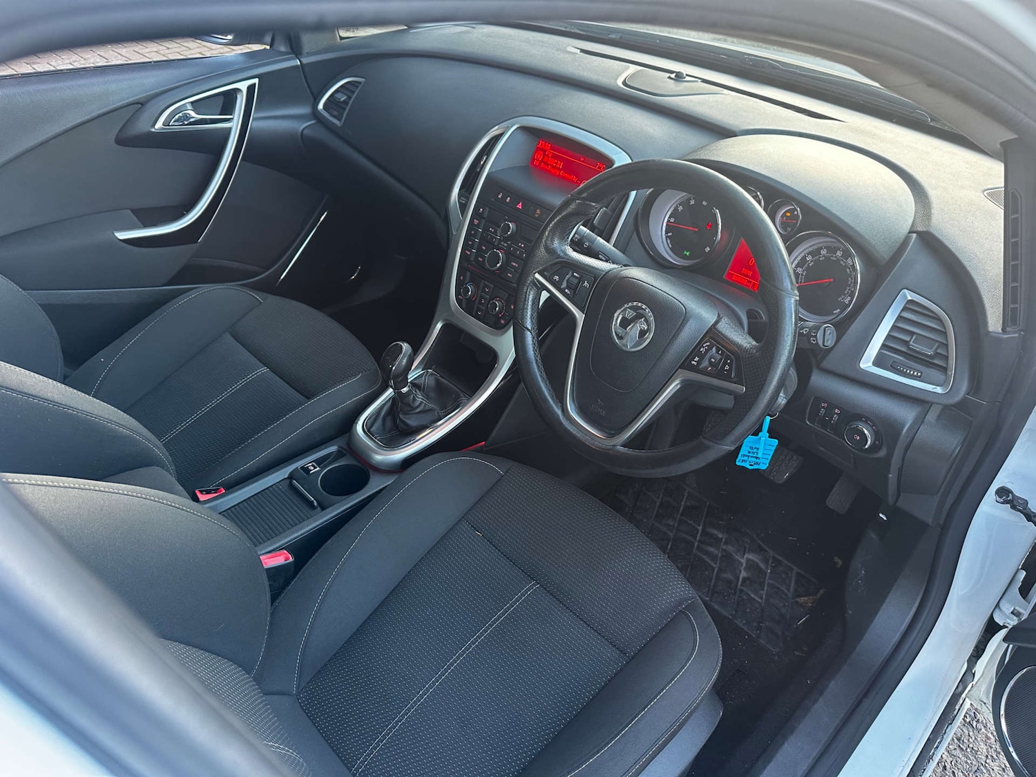 Used Vauxhall Astra 2012 for sale - 76829853: Photo 13