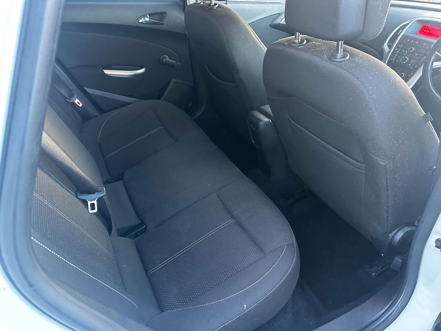 Used Vauxhall Astra 2012 for sale - 76829853: Photo 15