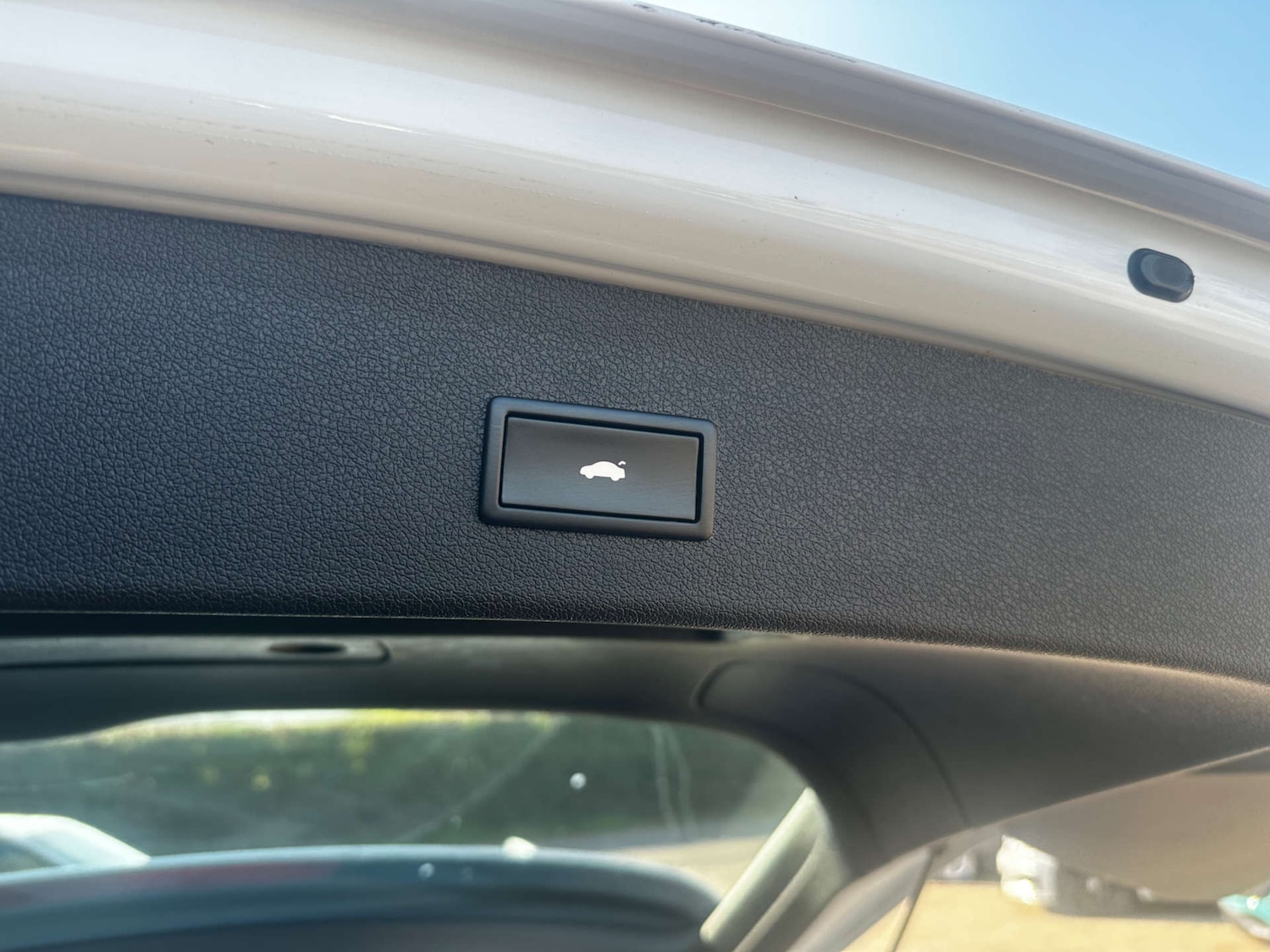 Used Audi Q5 2010 for sale - 77750351: Photo 14