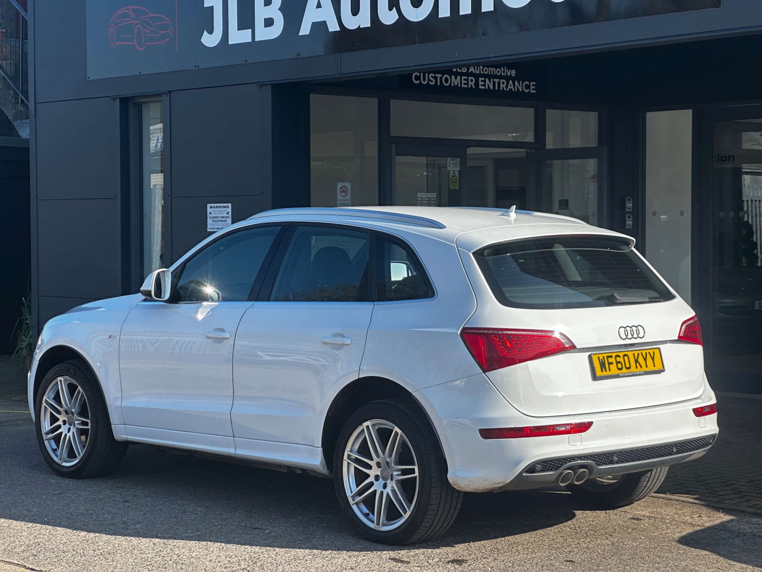 Used Audi Q5 2010 for sale - 77750351: Photo 6