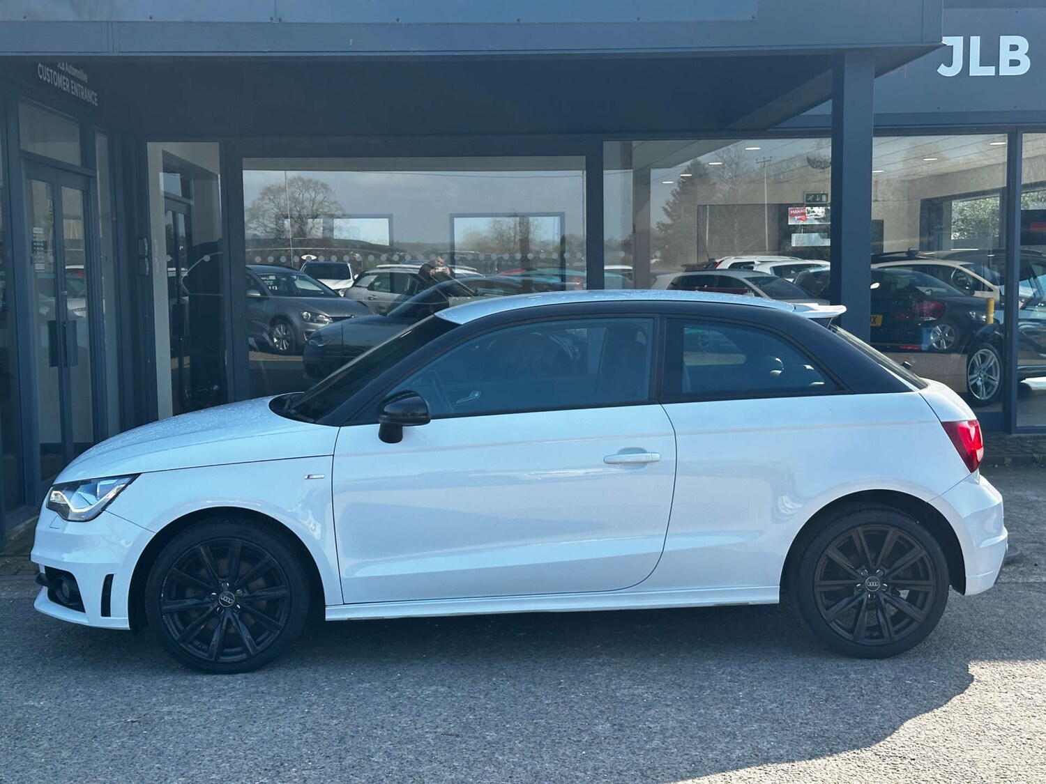 Used Audi A1 2014 for sale - 77888887: Photo 12