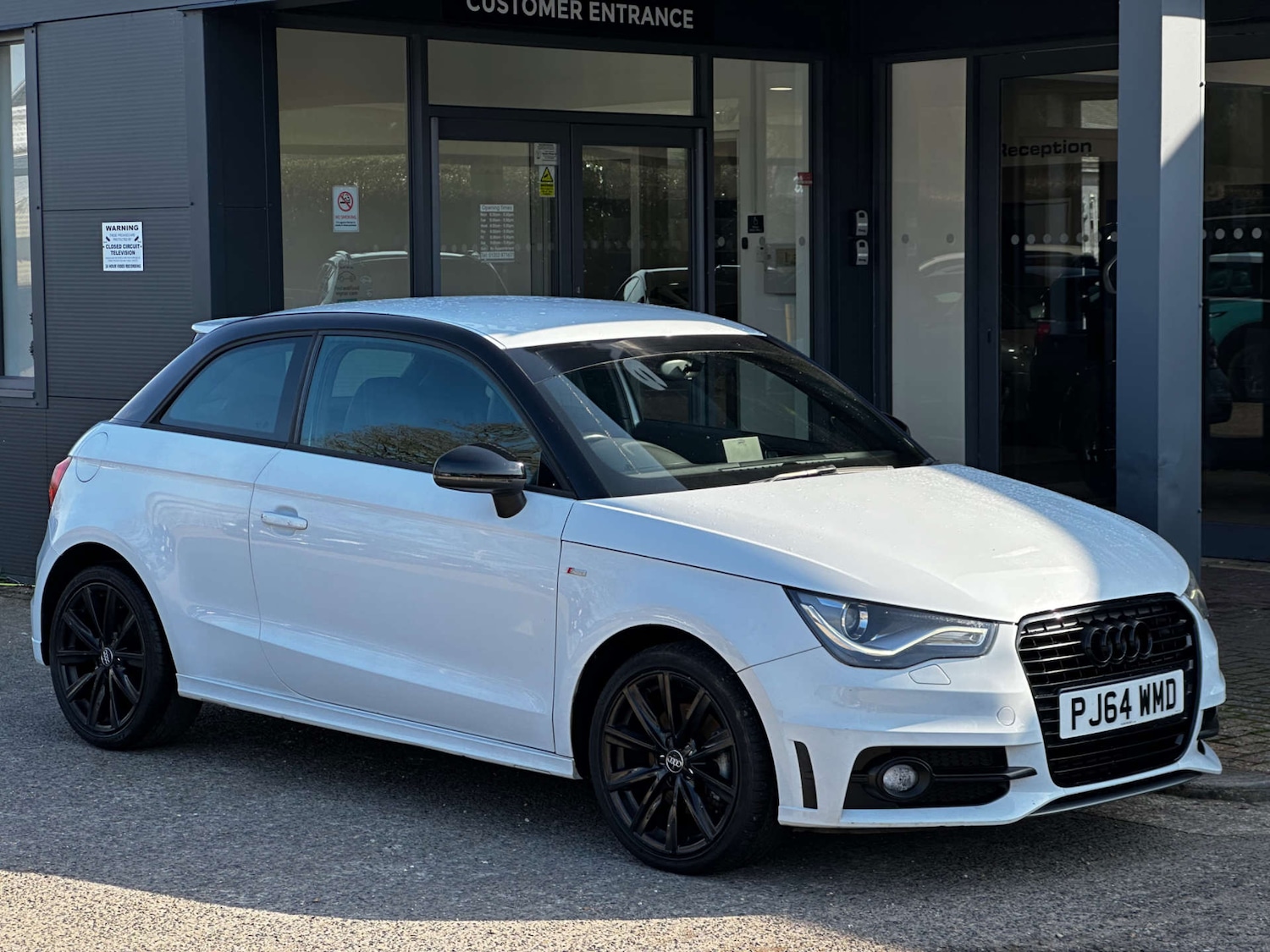 Used Audi A1 2014 for sale - 77888887: Photo 2