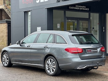 Used Mercedes-Benz C Class 2018 for sale - 79559602: Photo