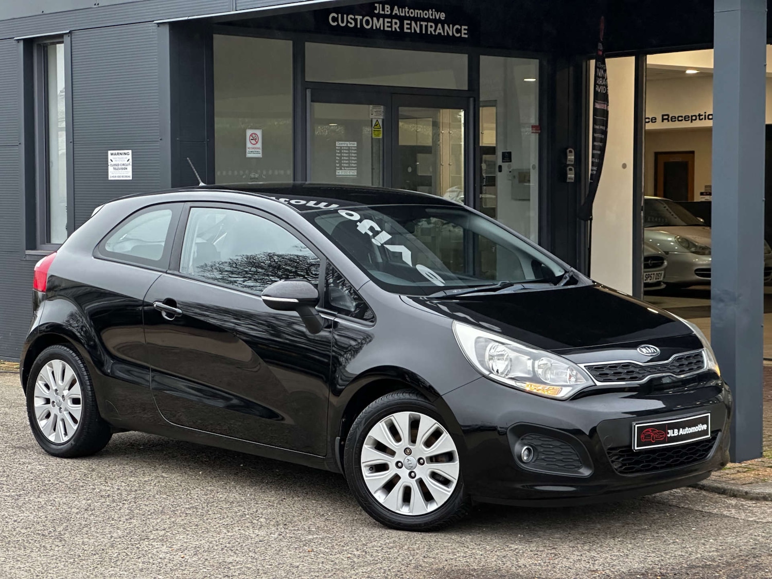 Used Kia Rio 2013 for sale - 77644042: Photo 2