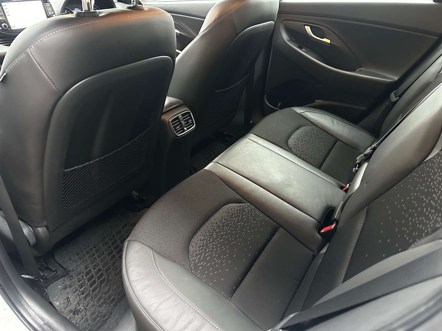 Used Hyundai i30 2018 for sale - 77428266: Photo 18