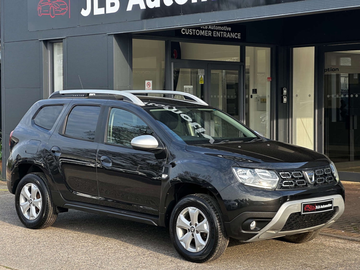 Used Dacia Duster 2019 for sale - 77974175: Photo 2