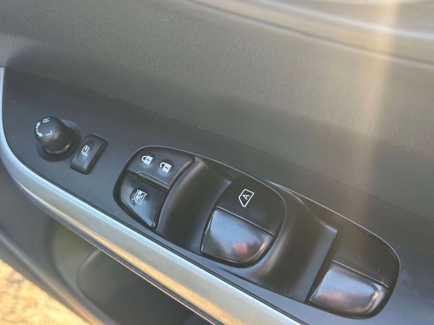 Used Nissan Navara 2017 for sale - 76696657: Photo 23