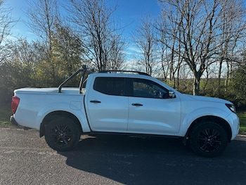Used Nissan Navara 2017 for sale - 76696657: Photo
