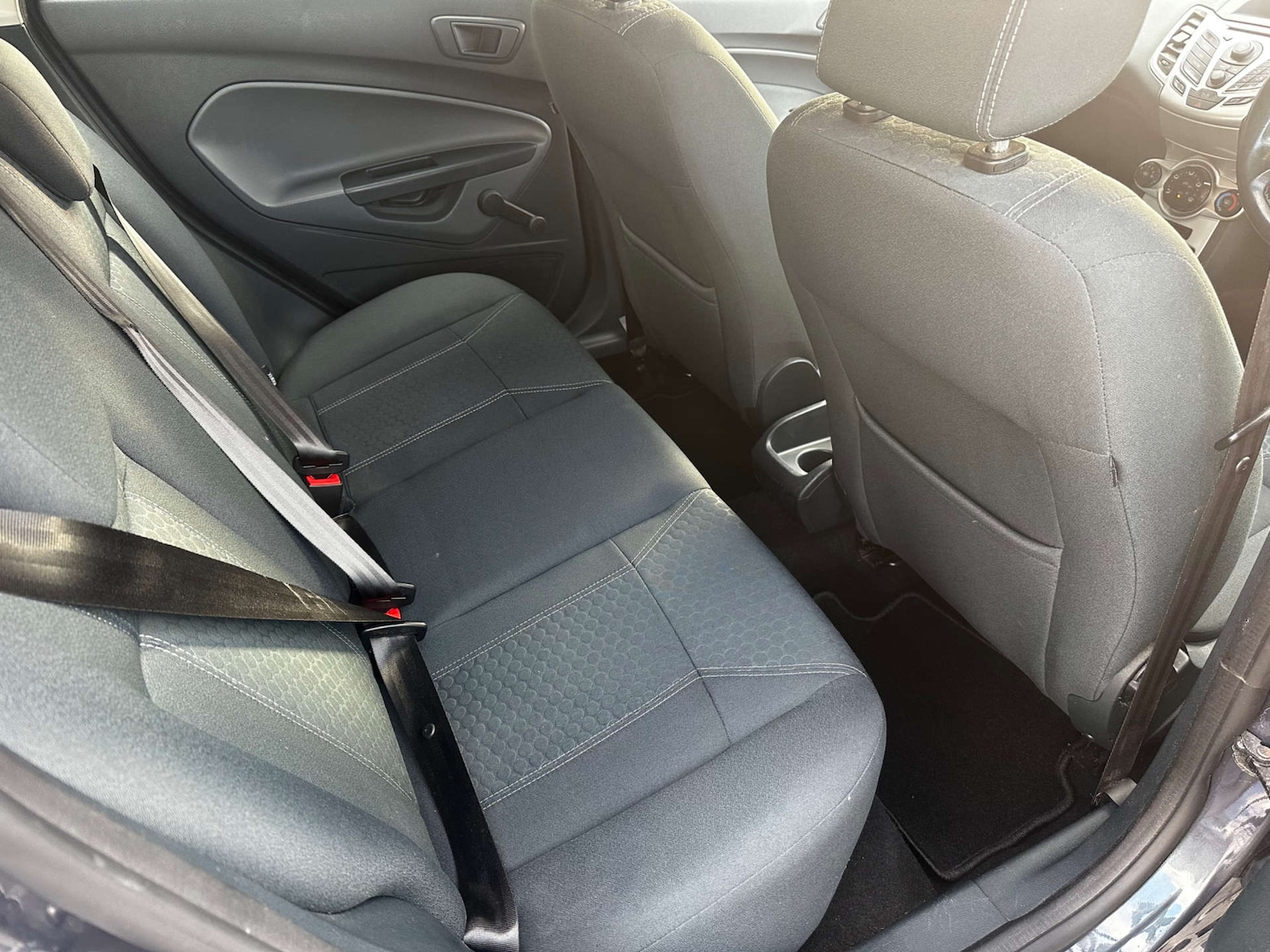 Used Ford Fiesta 2011 for sale - 76830175: Photo 18