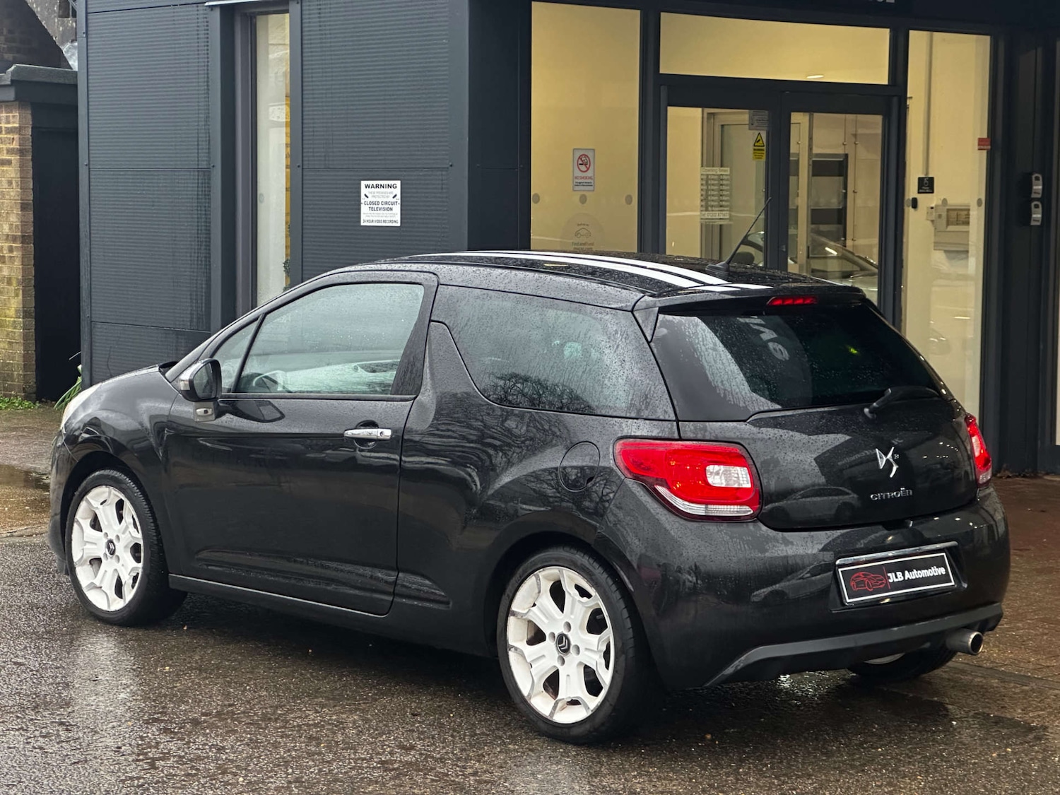 Used Citroen DS3 2011 for sale - 77209998: Photo 12