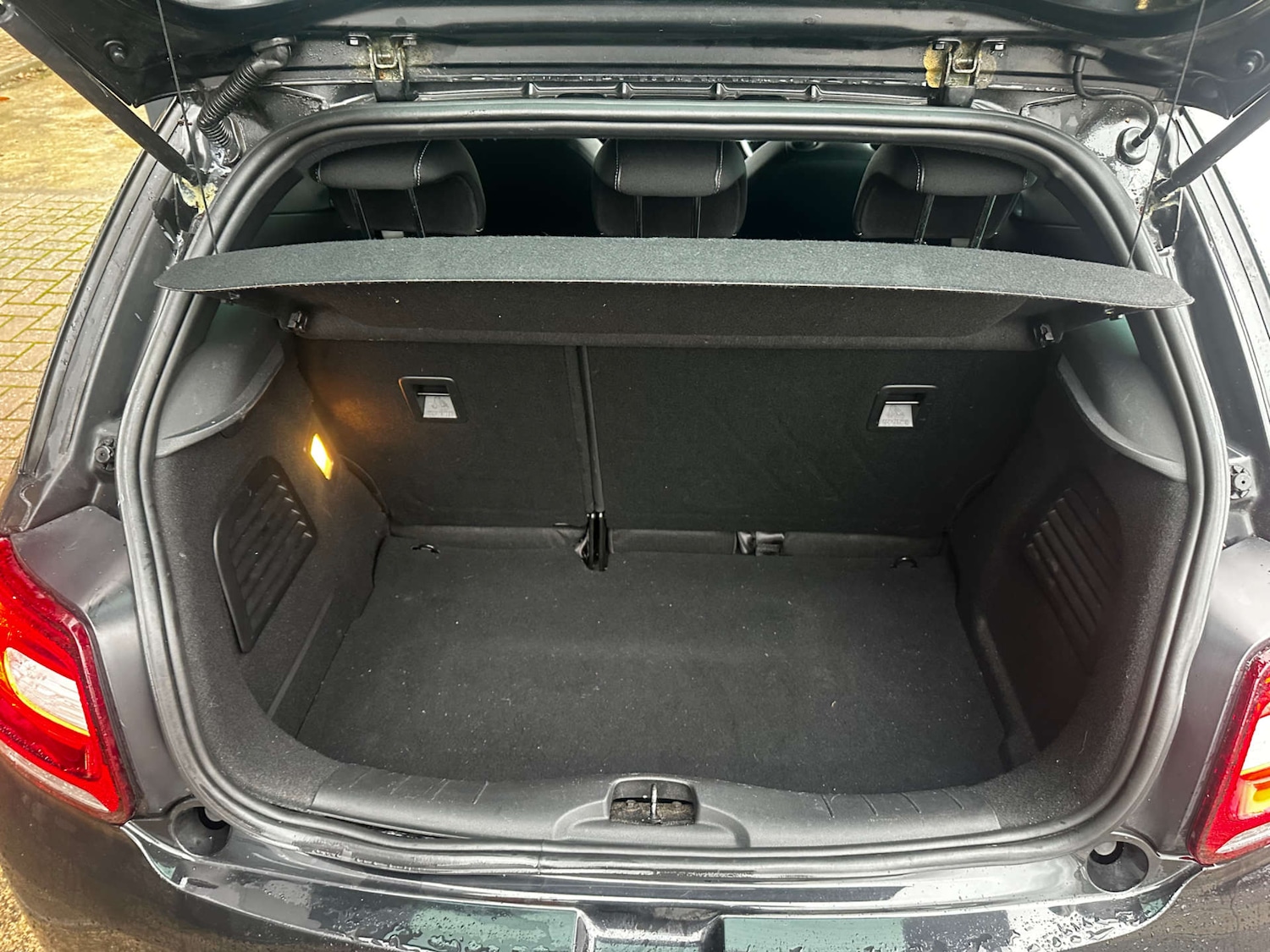 Used Citroen DS3 2011 for sale - 77209998: Photo 13