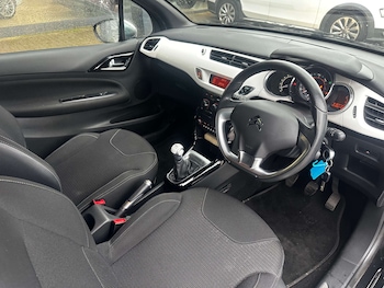 Used Citroen DS3 2011 for sale - 77209998: Photo