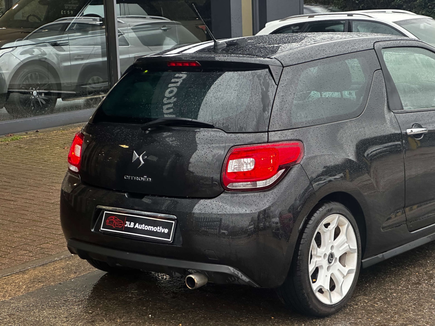 Used Citroen DS3 2011 for sale - 77209998: Photo 9