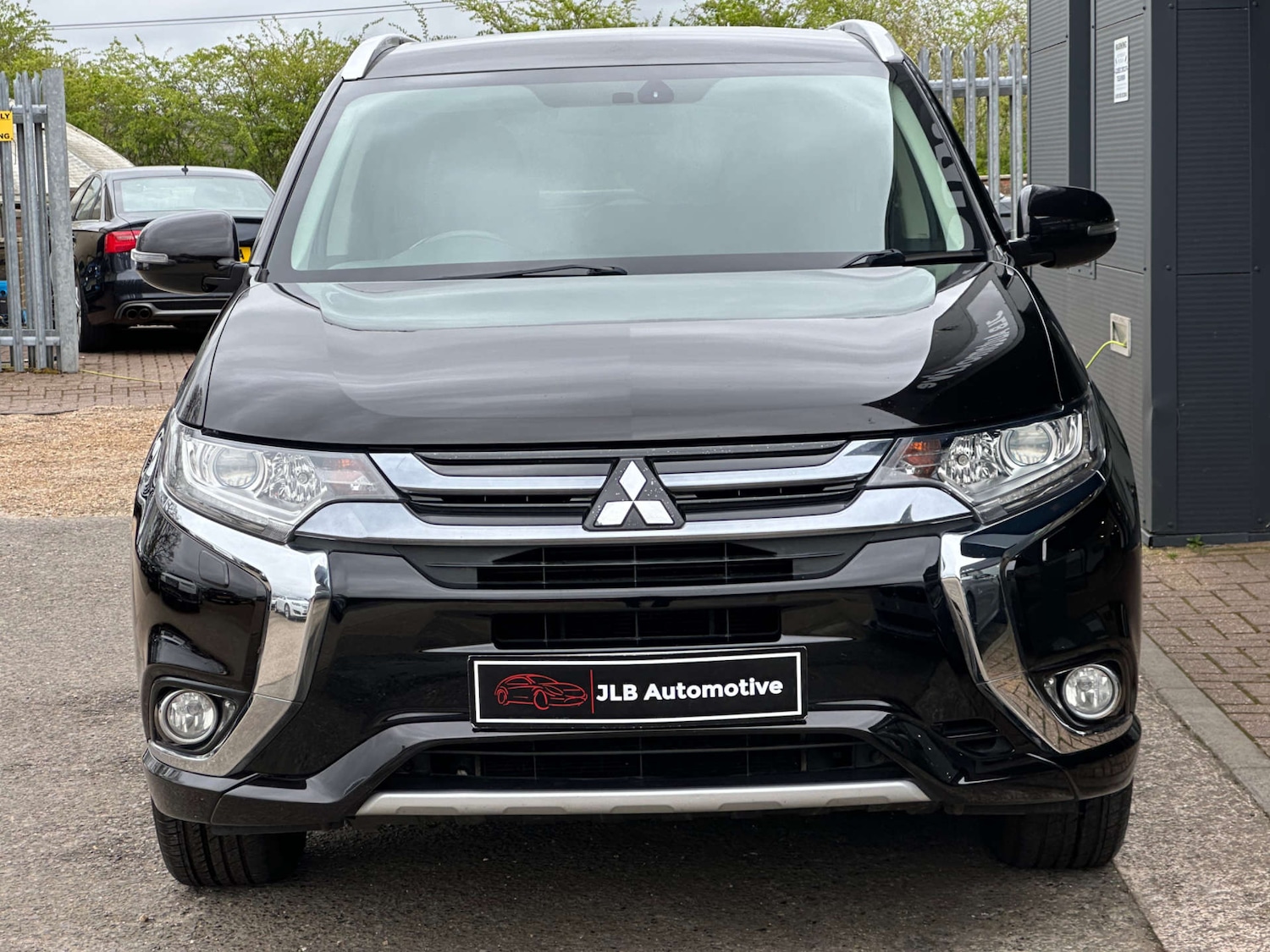 Used Mitsubishi Outlander 2015 for sale - 78124707: Photo 8