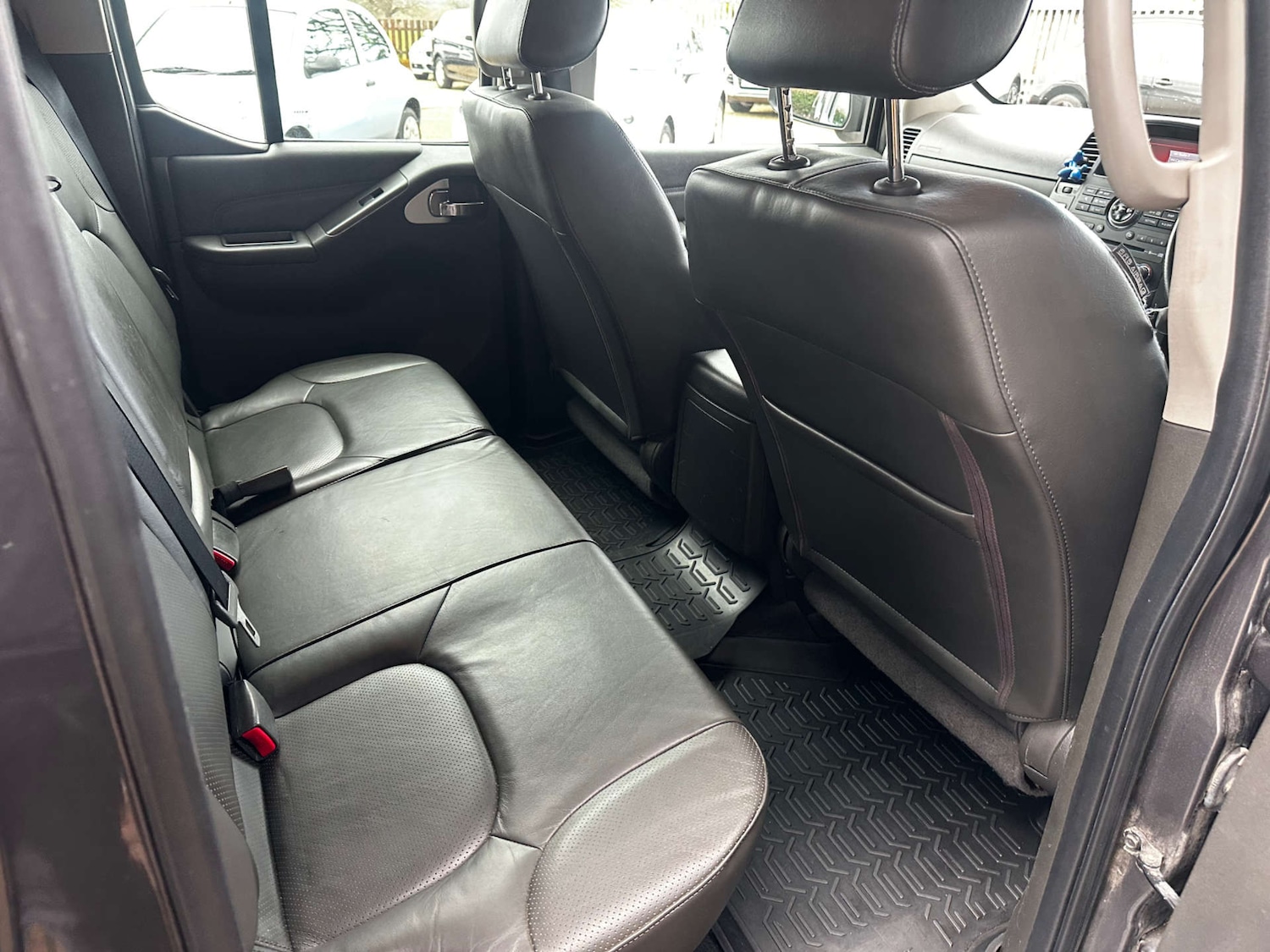 Used Nissan Navara 2014 for sale - 77492497: Photo 15