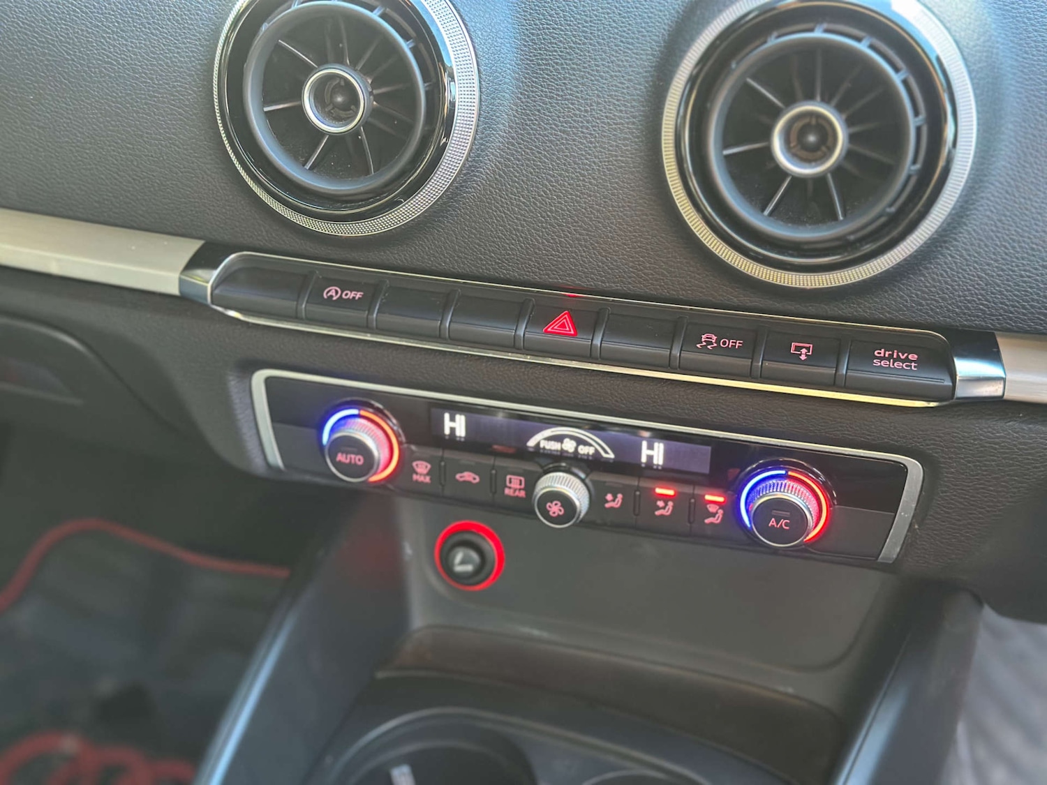 Used Audi A3 2014 for sale - 77022322: Photo 24