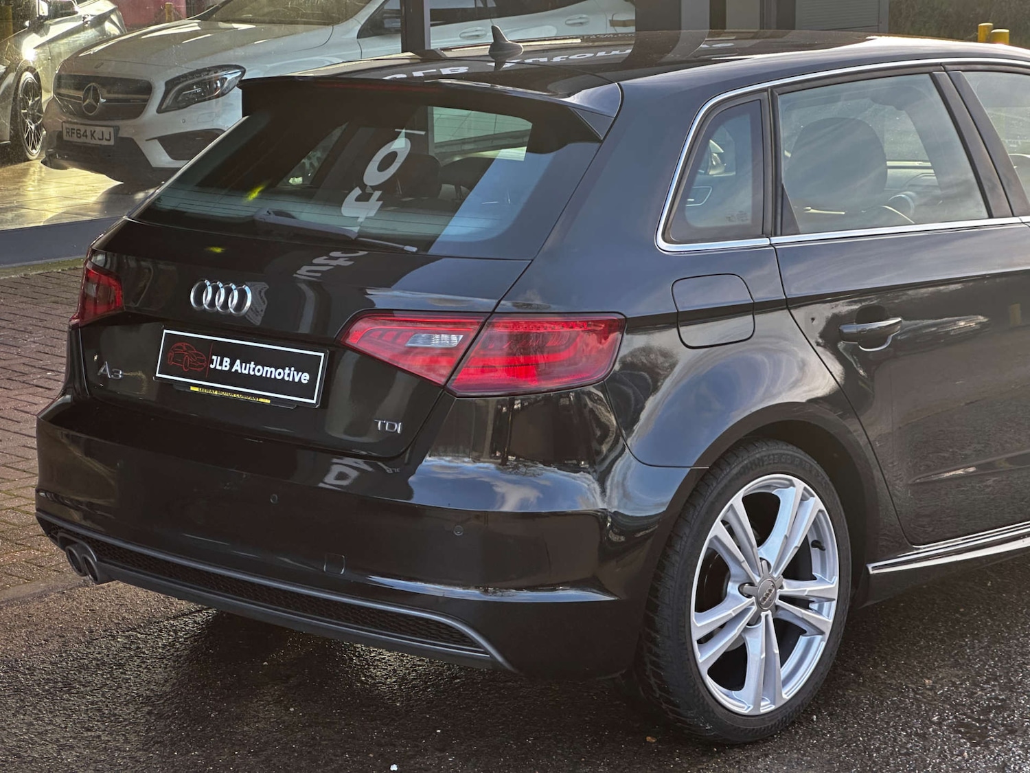 Used Audi A3 2014 for sale - 77022322: Photo 9