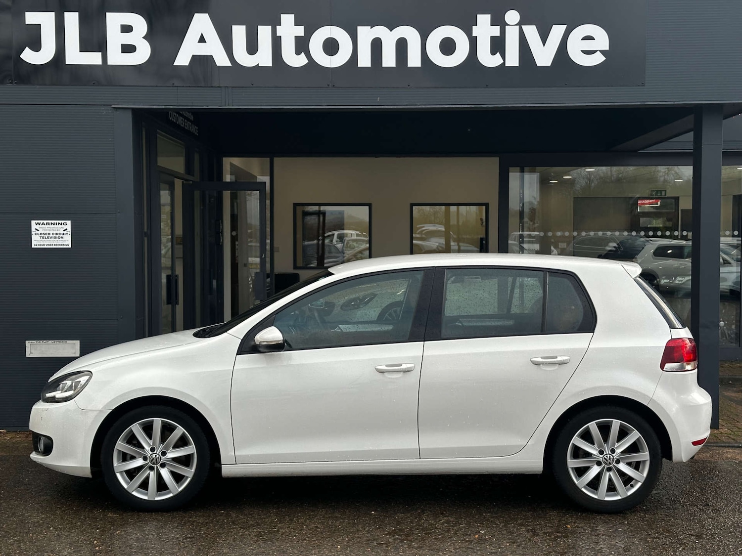 Used Volkswagen Golf 2025 for sale - 77431875: Photo 11