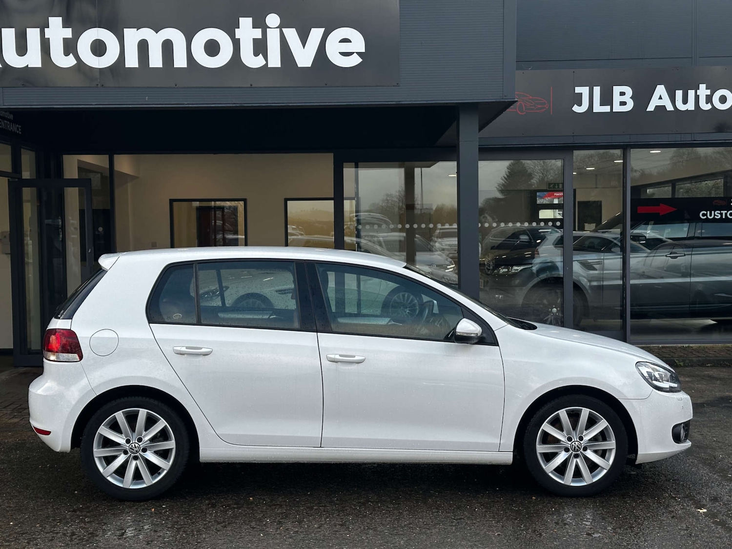 Used Volkswagen Golf 2025 for sale - 77431875: Photo 5