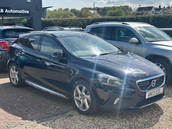 Used Volvo V40 2013 for sale - 78315846: Photo