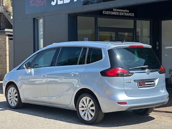 Used Vauxhall Zafira Tourer 2016 for sale - 79182845: Photo