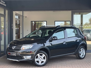 Used Dacia Sandero Stepway 2016 for sale - 79286764: Photo