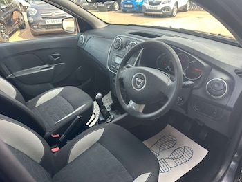 Used Dacia Sandero Stepway 2016 for sale - 79286764: Photo