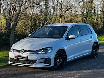 Used Volkswagen Golf 2017 for sale - 76696668: Photo