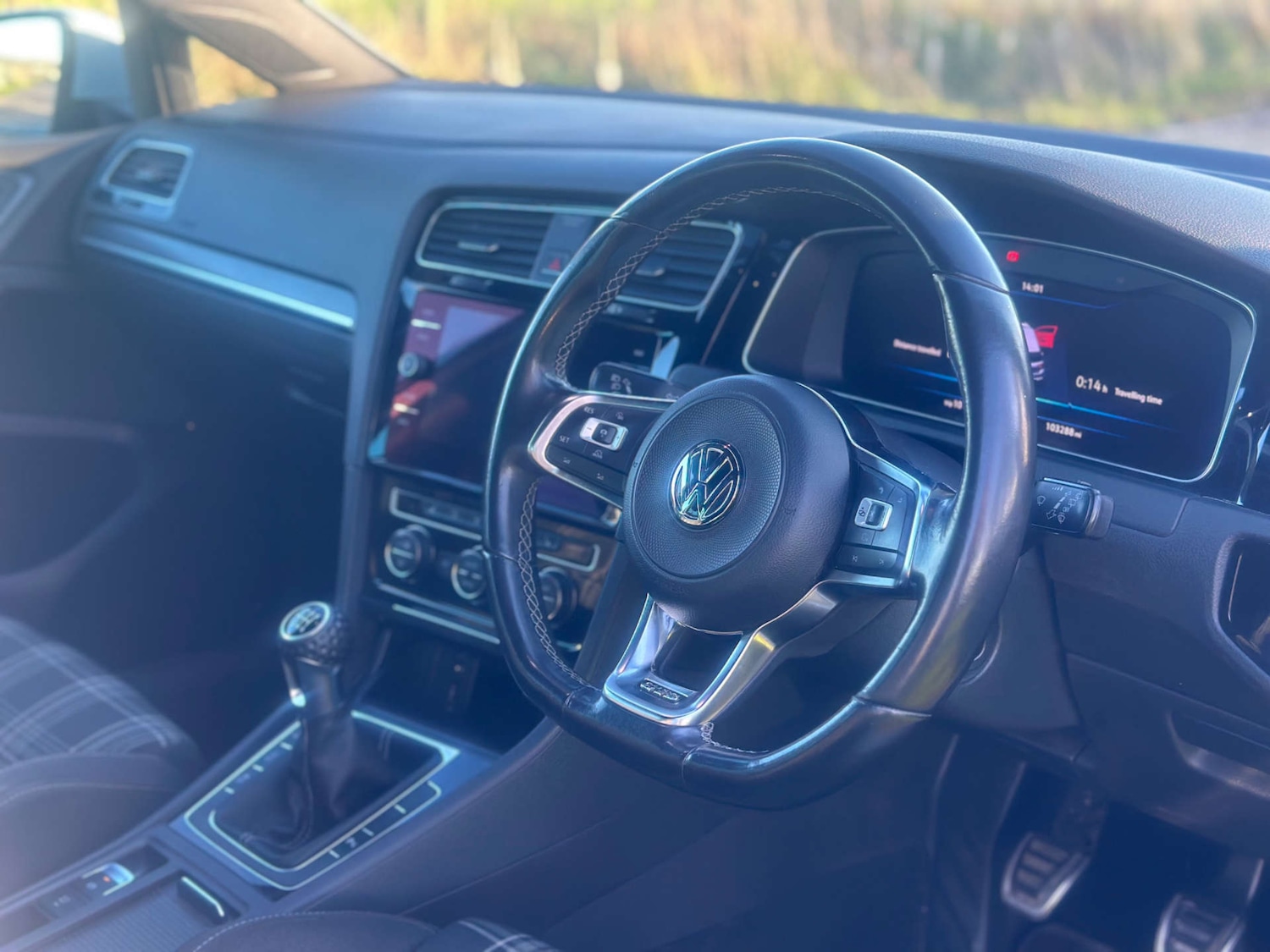 Used Volkswagen Golf 2017 for sale - 76696668: Photo 24