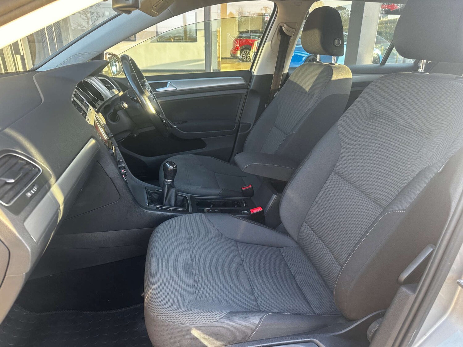 Used Volkswagen Golf 2014 for sale - 77673742: Photo 10