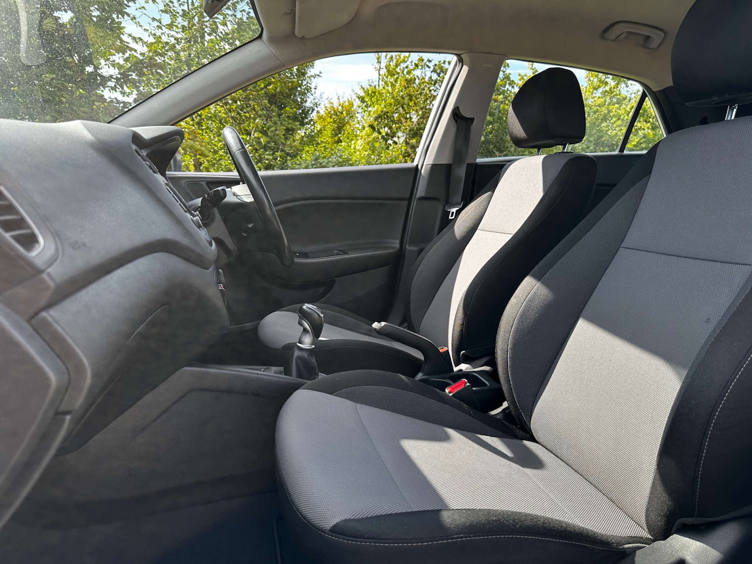 Used Hyundai i20 2018 for sale - 76696655: Photo 14