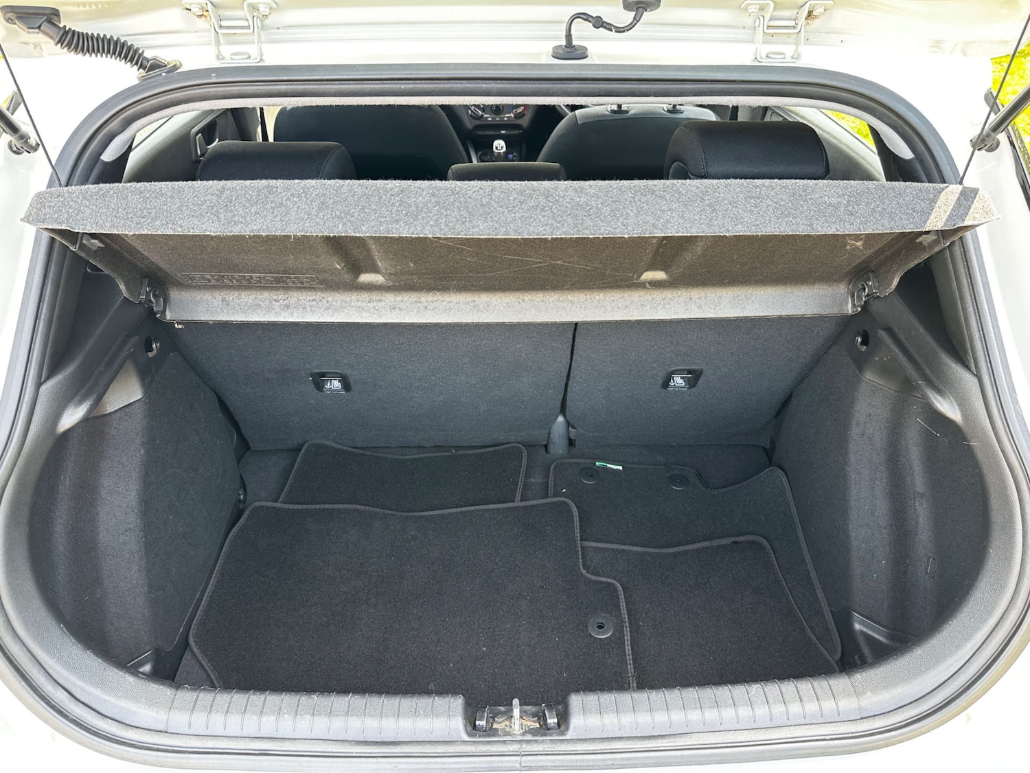 Used Hyundai i20 2018 for sale - 76696655: Photo 18