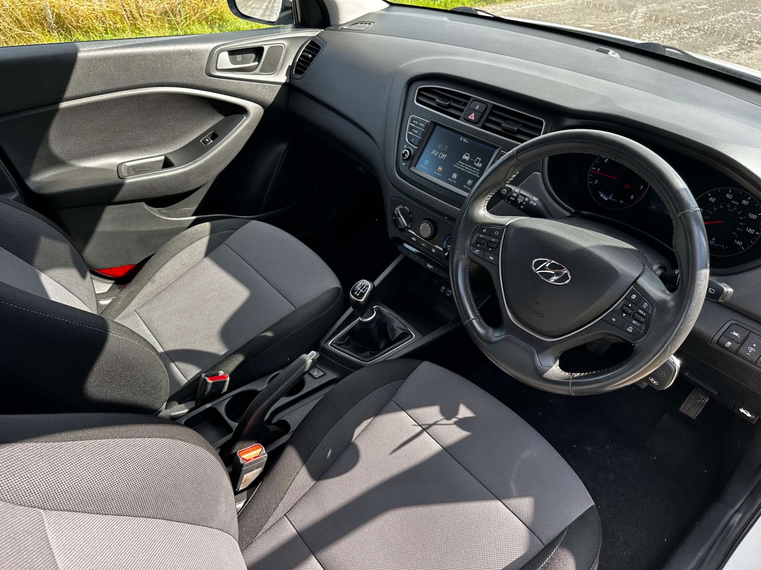 Used Hyundai i20 2018 for sale - 76696655: Photo 20