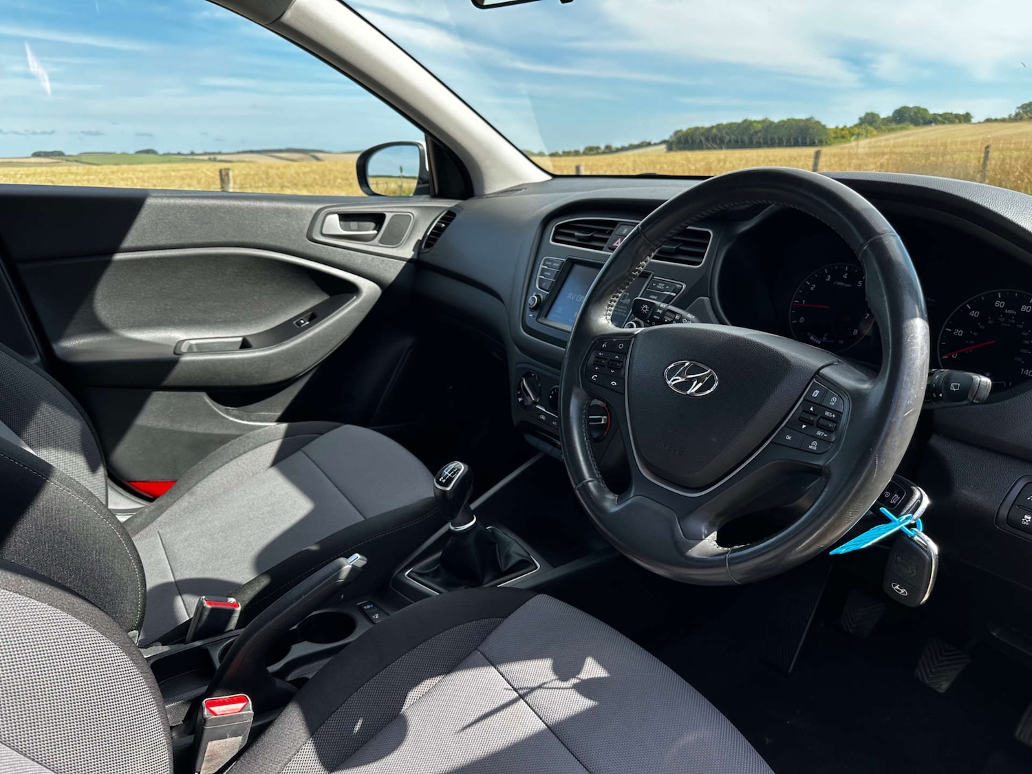 Used Hyundai i20 2018 for sale - 76696655: Photo 3