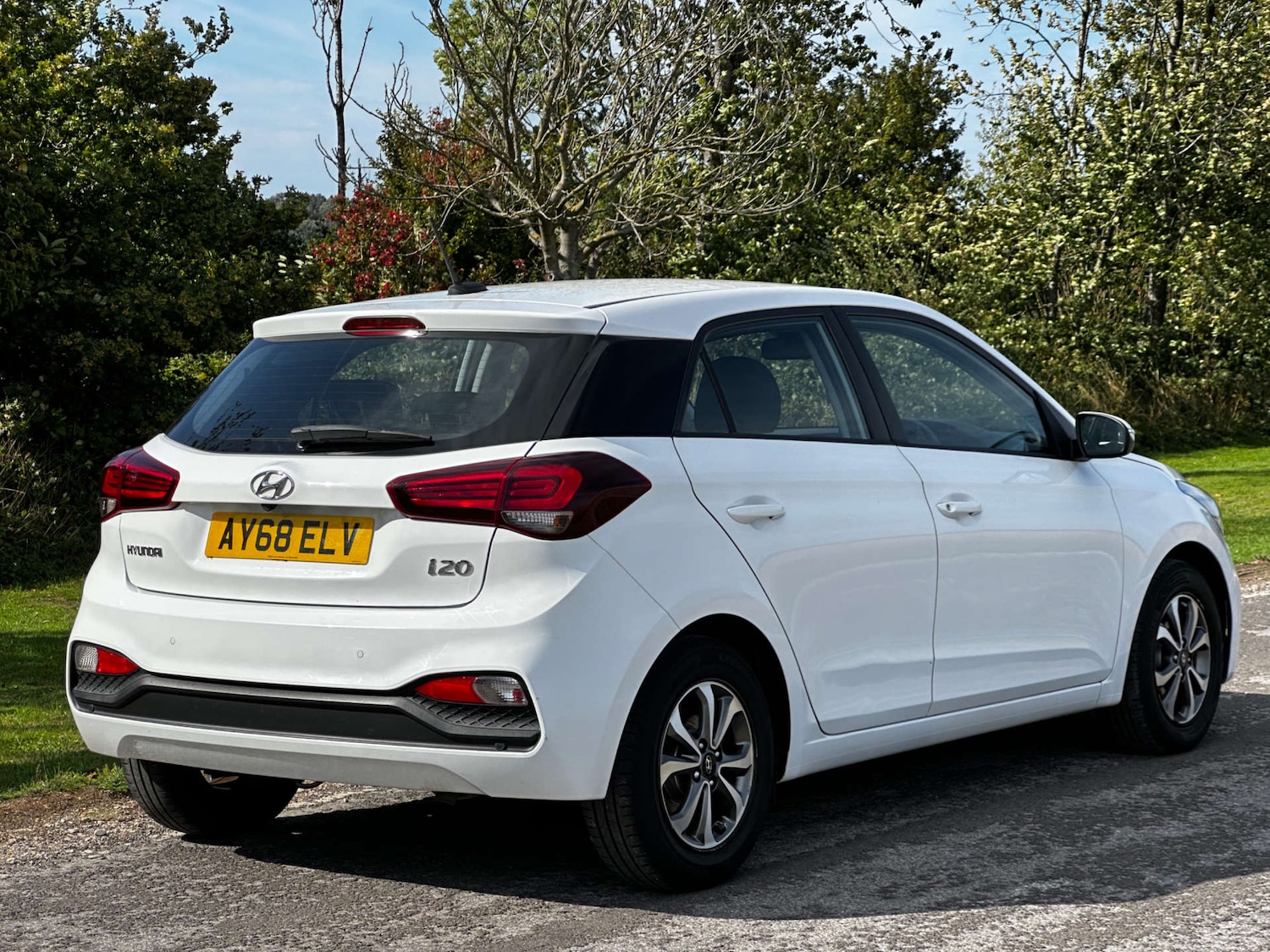 Used Hyundai i20 2018 for sale - 76696655: Photo 4