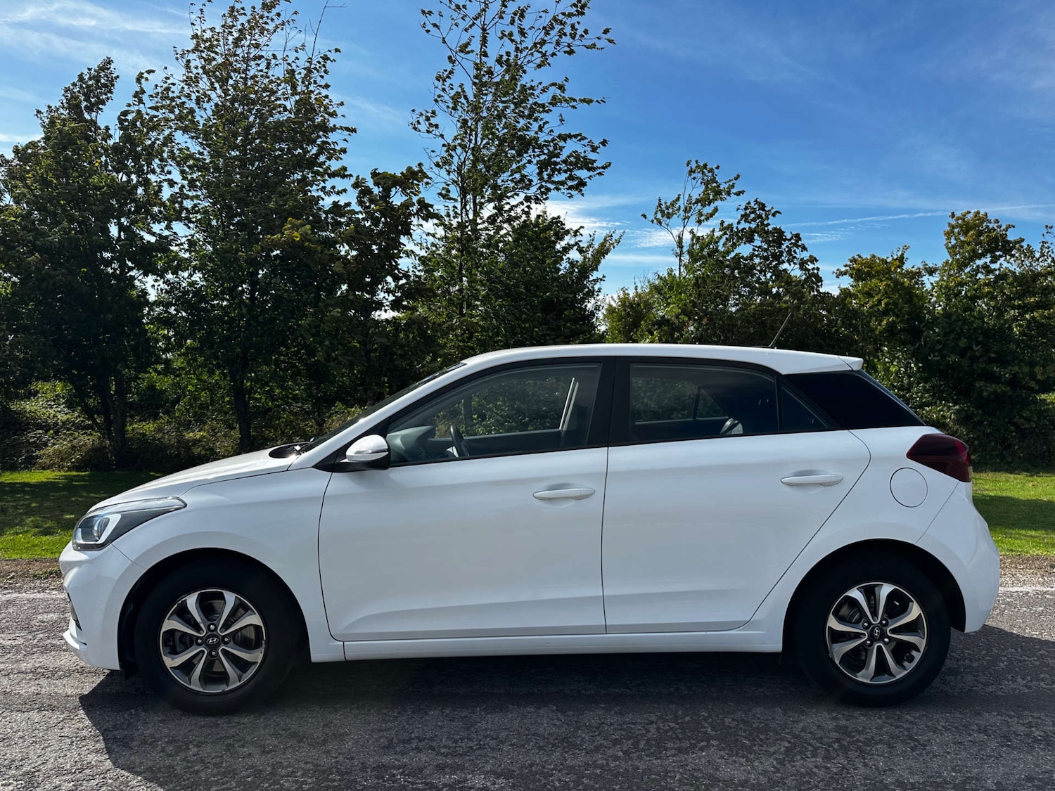 Used Hyundai i20 2018 for sale - 76696655: Photo 8