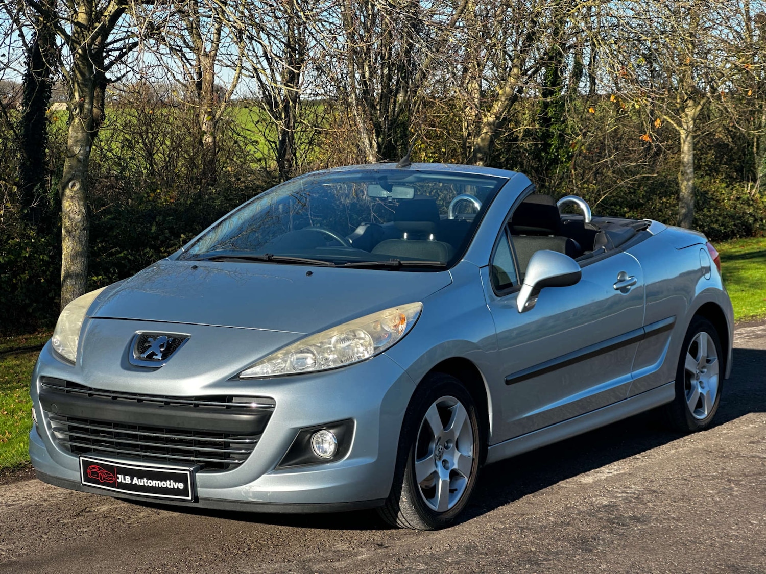 Used Peugeot 207 2011 for sale - 77428232: Photo 9