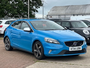 Used Volvo V40 2014 for sale - 78814515: Photo